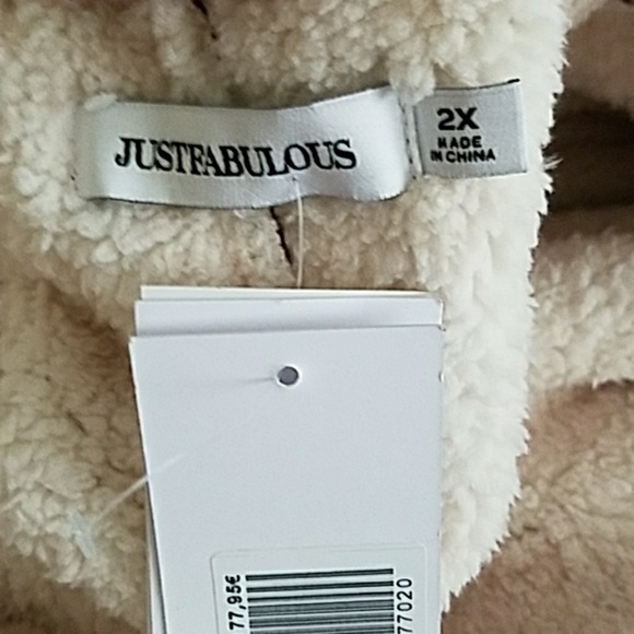 Pretty Burgundy sherpa lined coat - Picture 5 of 8